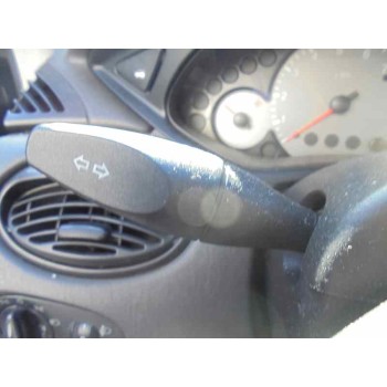 ford focus berlina (cak) del año 2004