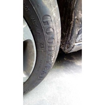 volkswagen golf v berlina (1k1) del año 2008