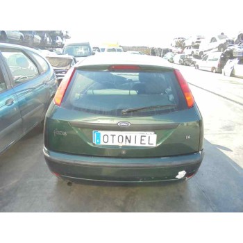 ford focus berlina (cak) del año 2004