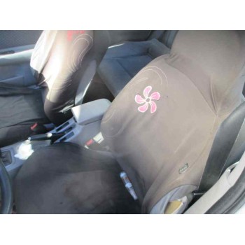 nissan primera berlina (p11) del año 2002