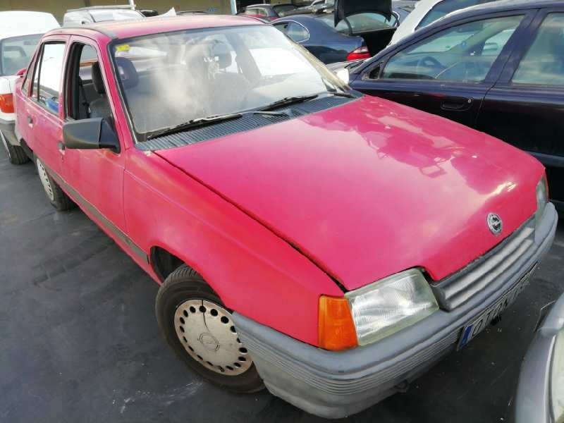 opel kadett e del año 1990