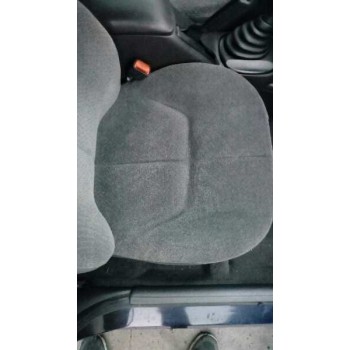 chrysler stratus berlina (ja) del año 2000