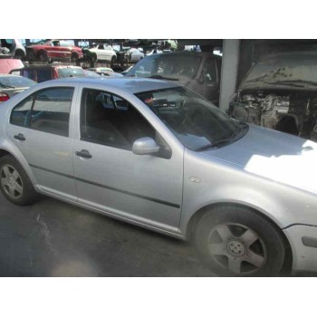 volkswagen bora berlina (1j2) del año 2001