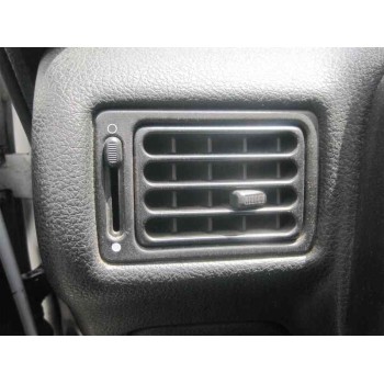 peugeot 106 (s2) del año 2001