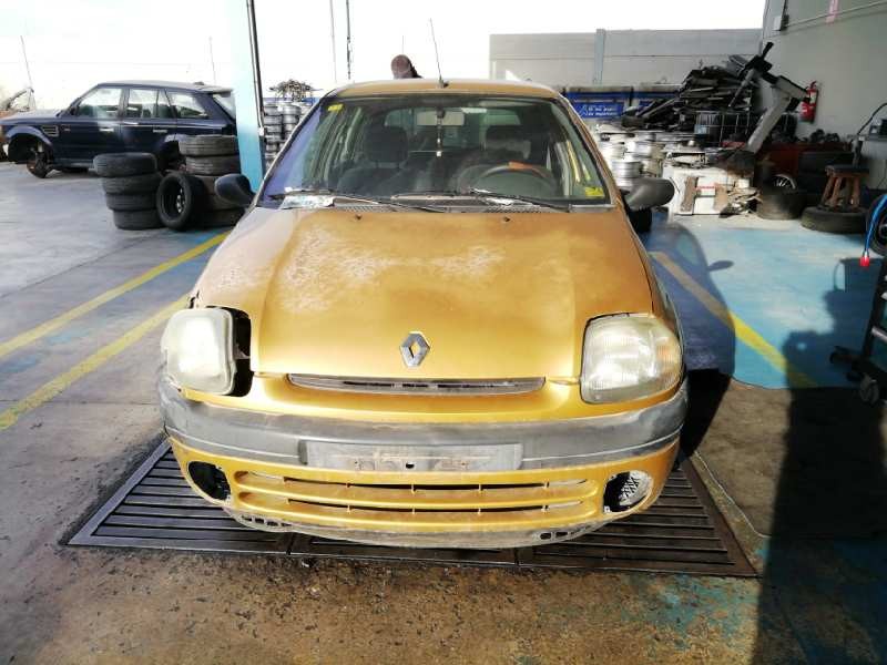 RENAULT CLIO II FASE I (B/CBO)