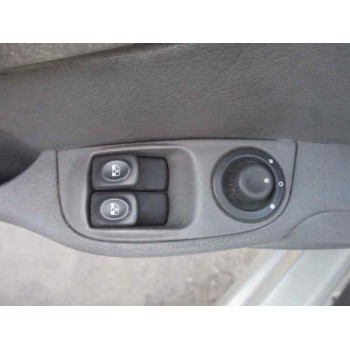 renault megane i classic (la0) del año 2000