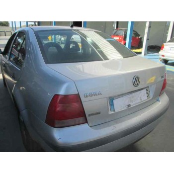 volkswagen bora berlina (1j2) del año 2001