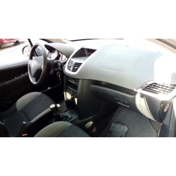 peugeot 207 del año 2006