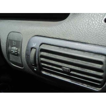 fiat punto berlina (176) del año 1999