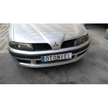 mitsubishi carisma berlina 5 (da0) del año 2003