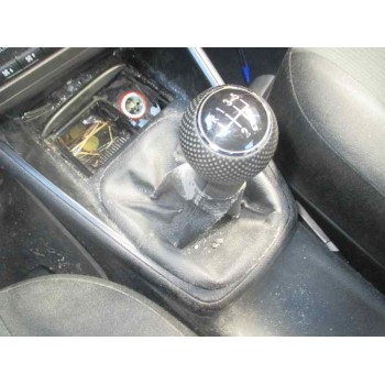 volkswagen bora berlina (1j2) del año 2001