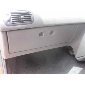 fiat punto berlina (176) del año 1999