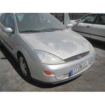 ford focus berlina (cak) del año 2000