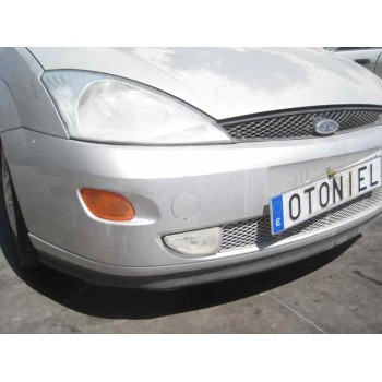 ford focus berlina (cak) del año 2000