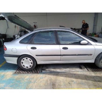 renault laguna (b56) del año 2000