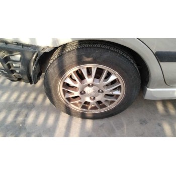 mitsubishi carisma berlina 5 (da0) del año 2003