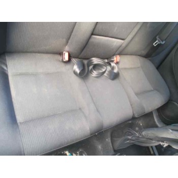 volkswagen bora berlina (1j2) del año 2001