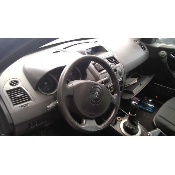 renault megane ii berlina 5p del año 2002