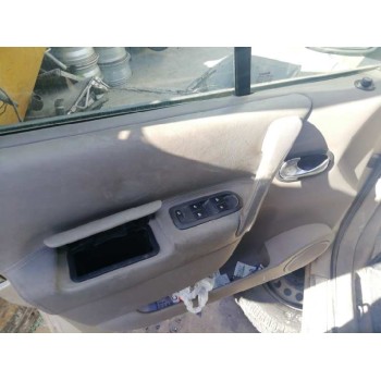 renault scenic ii del año 2006