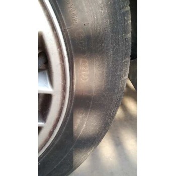 mitsubishi carisma berlina 5 (da0) del año 2003