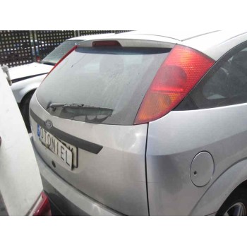 ford focus berlina (cak) del año 2000