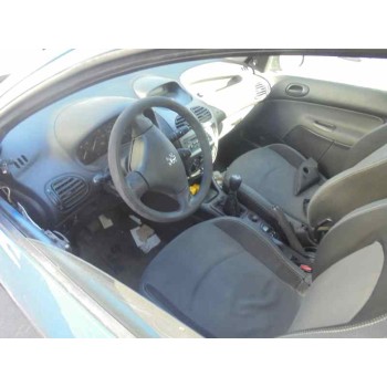 peugeot 206 berlina del año 2005