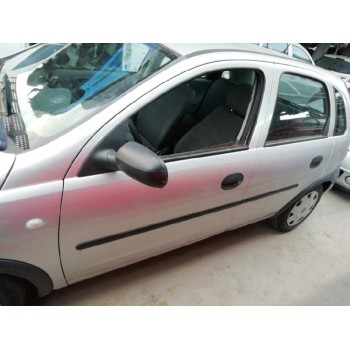 opel corsa c del año 2001