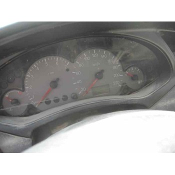 ford focus berlina (cak) del año 2000