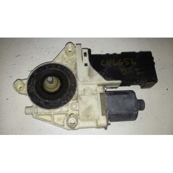Recambio de motor elevalunas delantero izquierdo para peugeot 407 st confort pack referencia OEM IAM 1137328404  