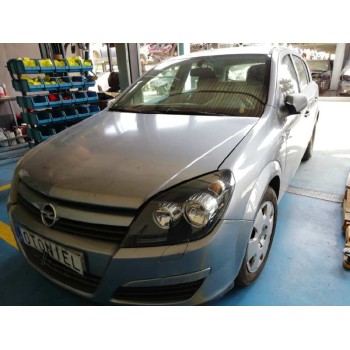 opel astra h berlina del año 2004