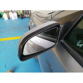 opel astra h berlina del año 2004