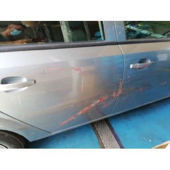 opel astra h berlina del año 2004