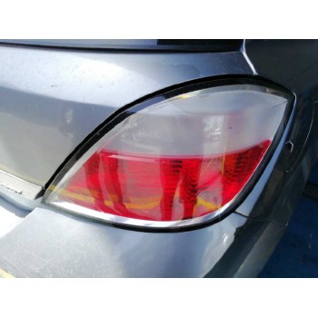 opel astra h berlina del año 2004