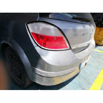 opel astra h berlina del año 2004