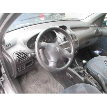 peugeot 206 berlina del año 1999