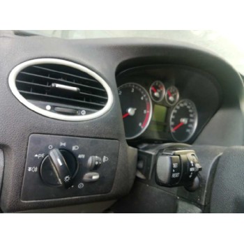 ford focus berlina (cap) del año 2006