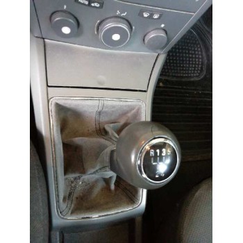 opel astra h berlina del año 2004