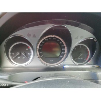 mercedes-benz clase c (w204) familiar del año 2009