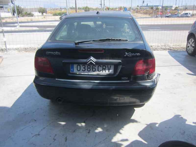 citroën xsara berlina del año 2004