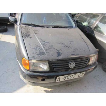 VOLKSWAGEN POLO BERLINA (6N1)