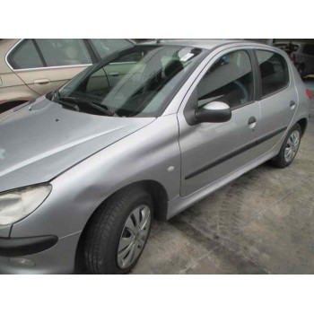 peugeot 206 berlina del año 1999