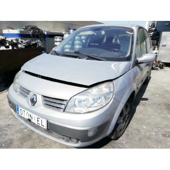 renault scenic ii del año 2004
