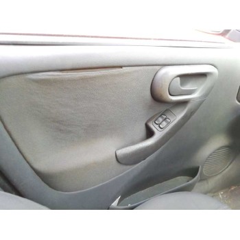 opel corsa c del año 2004