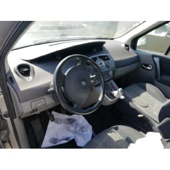 renault scenic ii del año 2004