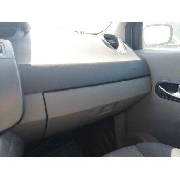 renault scenic ii del año 2004