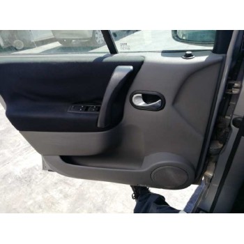 renault scenic ii del año 2004