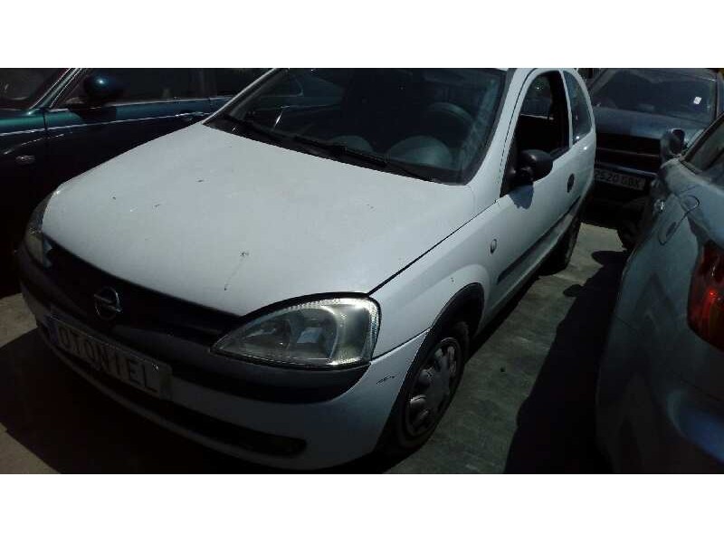 opel corsa c del año 2000