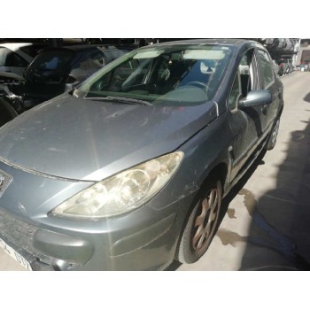 peugeot 307 berlina (s2) del año 2005