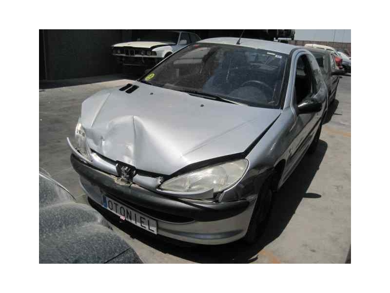PEUGEOT 206 BERLINA