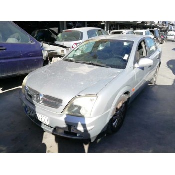 opel vectra c berlina del año 2002